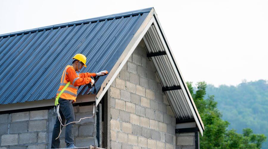 Expert top industrial roofings services in Duncan Falls, OH